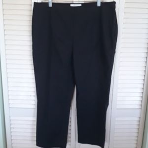 NWOT Chico's black capris size 14